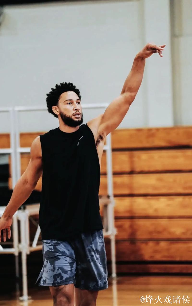 西蒙斯背伤痊愈 将全力投入训练营