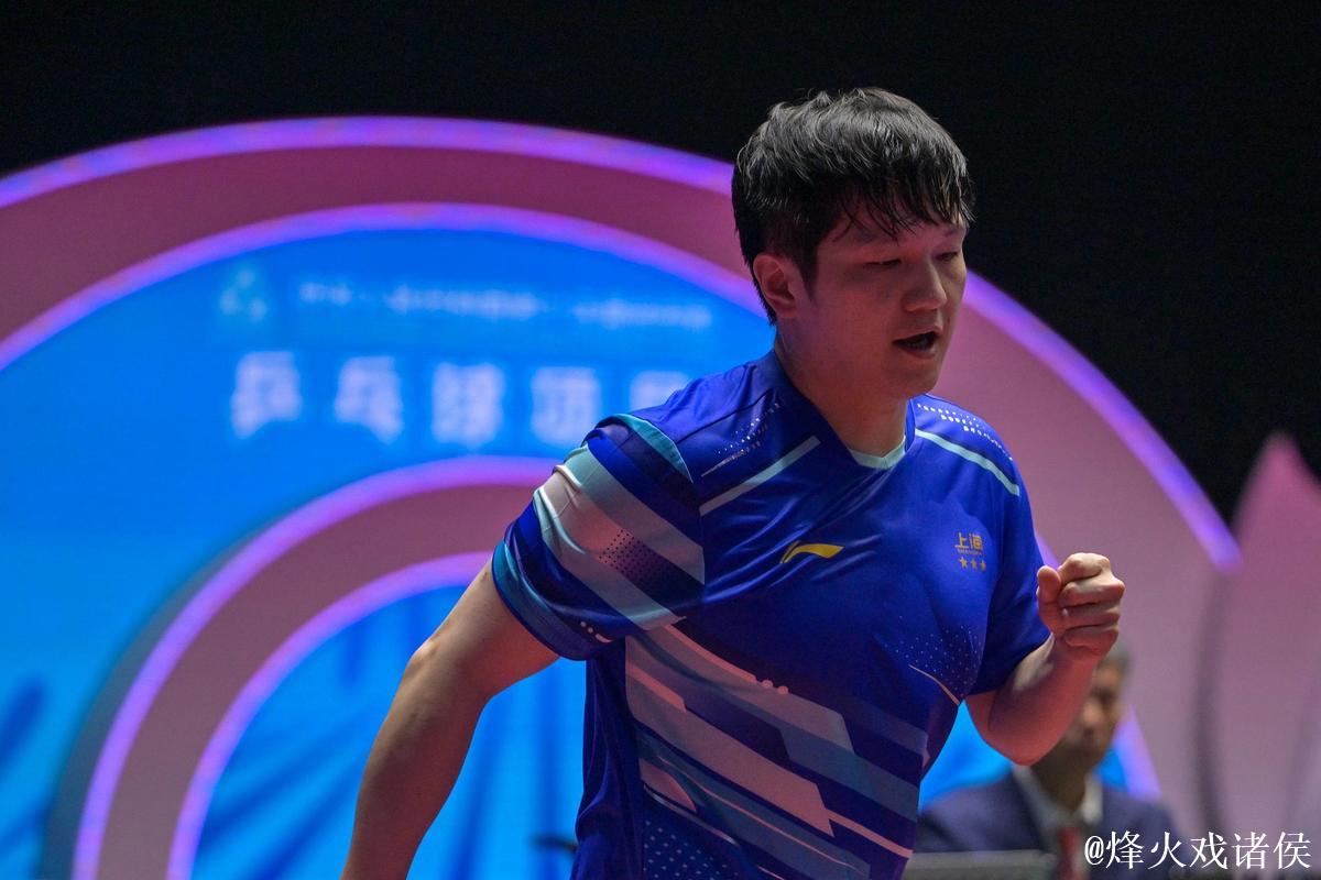 樊振东以4-2击败王楚钦 成功闯入全运会乒乓球男单决赛