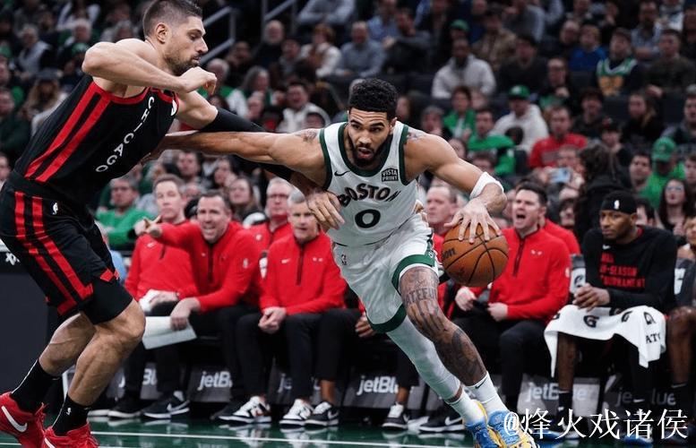 塔图姆砍下37分助绿军击败活塞获3连胜 雷霆狂胜公牛 塔图姆砍下37分助绿军击败活塞获3连胜 雷霆狂胜公牛